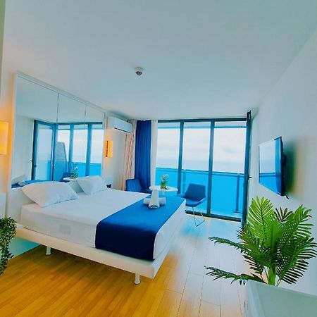 Orbi City Aparthotel Sea View Батуми Экстерьер фото