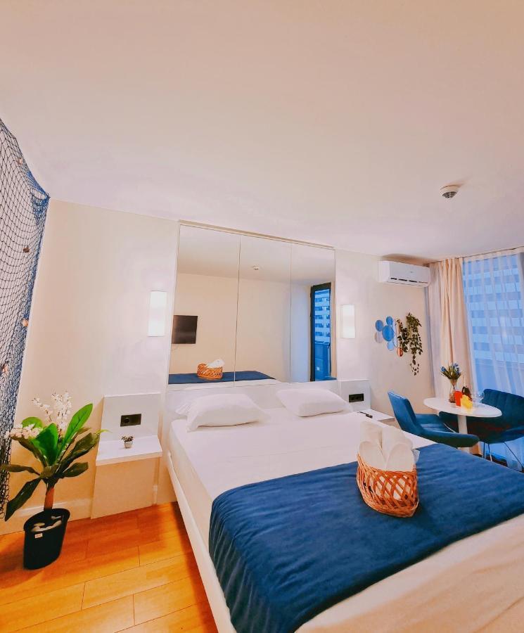Orbi City Aparthotel Sea View Батуми Экстерьер фото