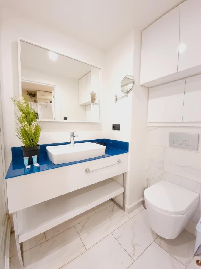 Orbi City Aparthotel Sea View Батуми Экстерьер фото