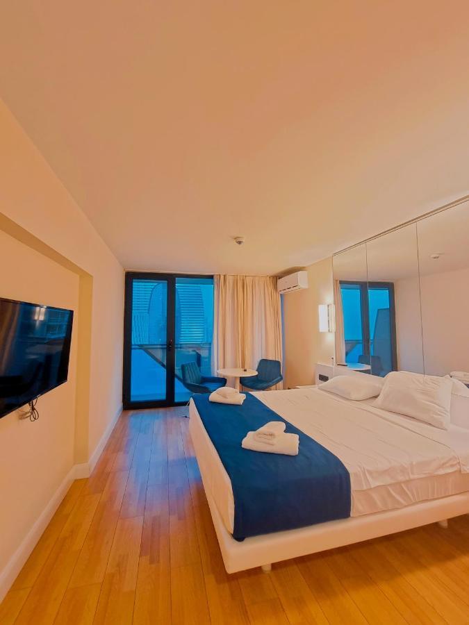 Orbi City Aparthotel Sea View Батуми Экстерьер фото